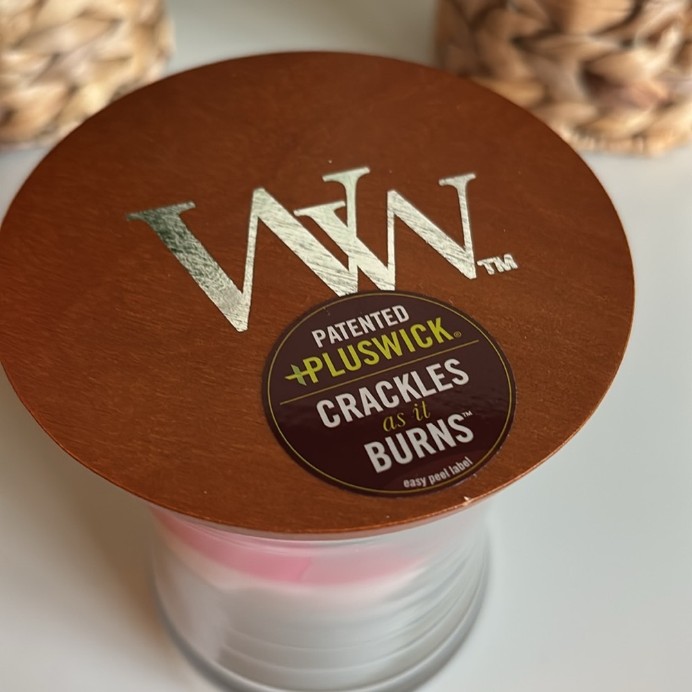 Melon Blossom Coastal Sunset & Palo Santo Single Wick WoodWick Candle - Picture 2 of 4